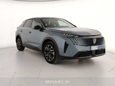 Peugeot 3008 1.2 hybrid 48V GT 136cv e-dcs6 del 2025 usata a Caserta