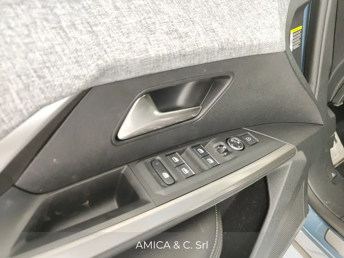 Peugeot 3008 usata a Caserta (12)
