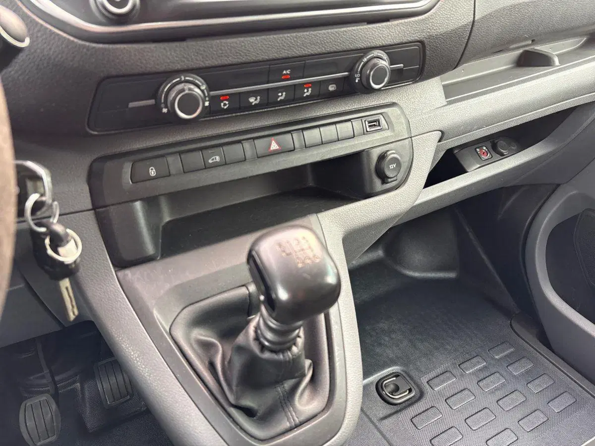 Toyota Proace usata a Treviso (16)