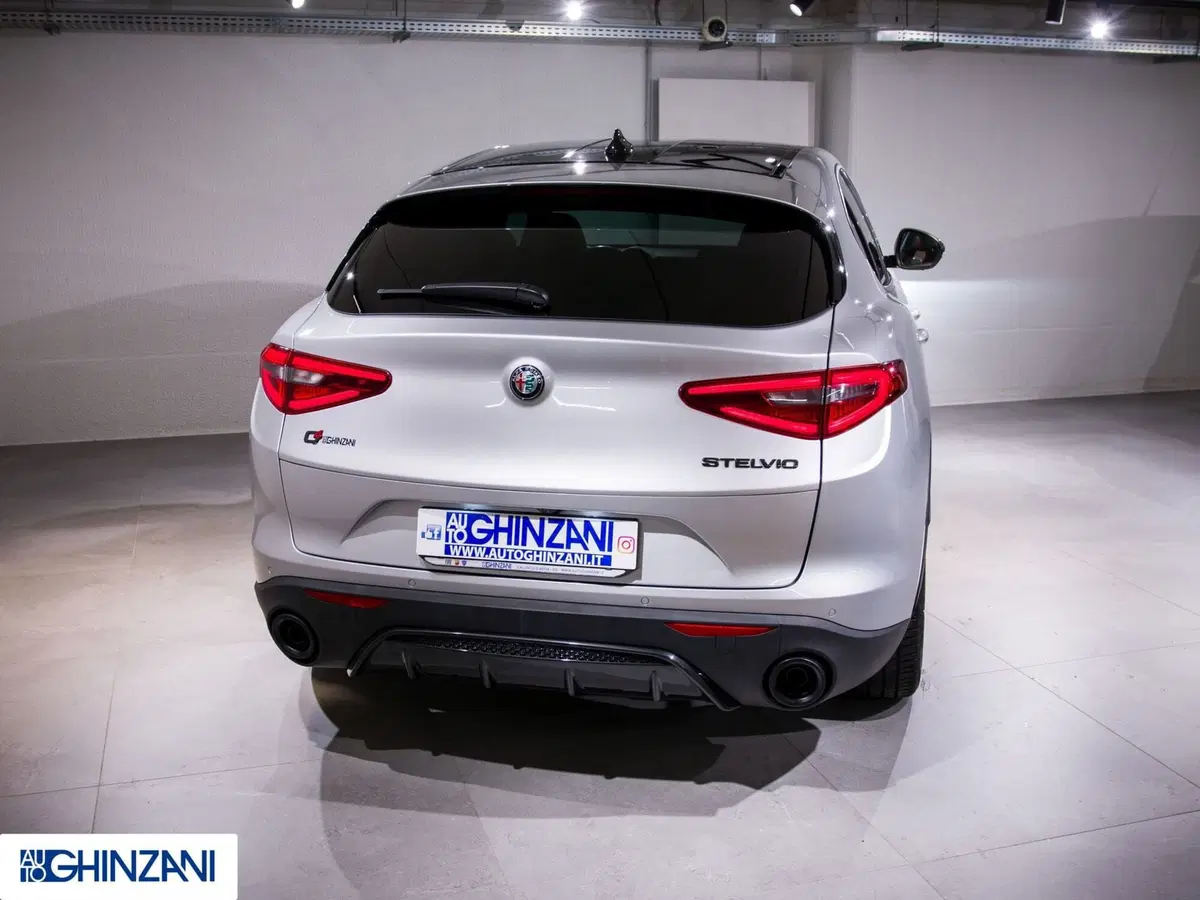 Alfa Romeo Stelvio usata a Bergamo (6)