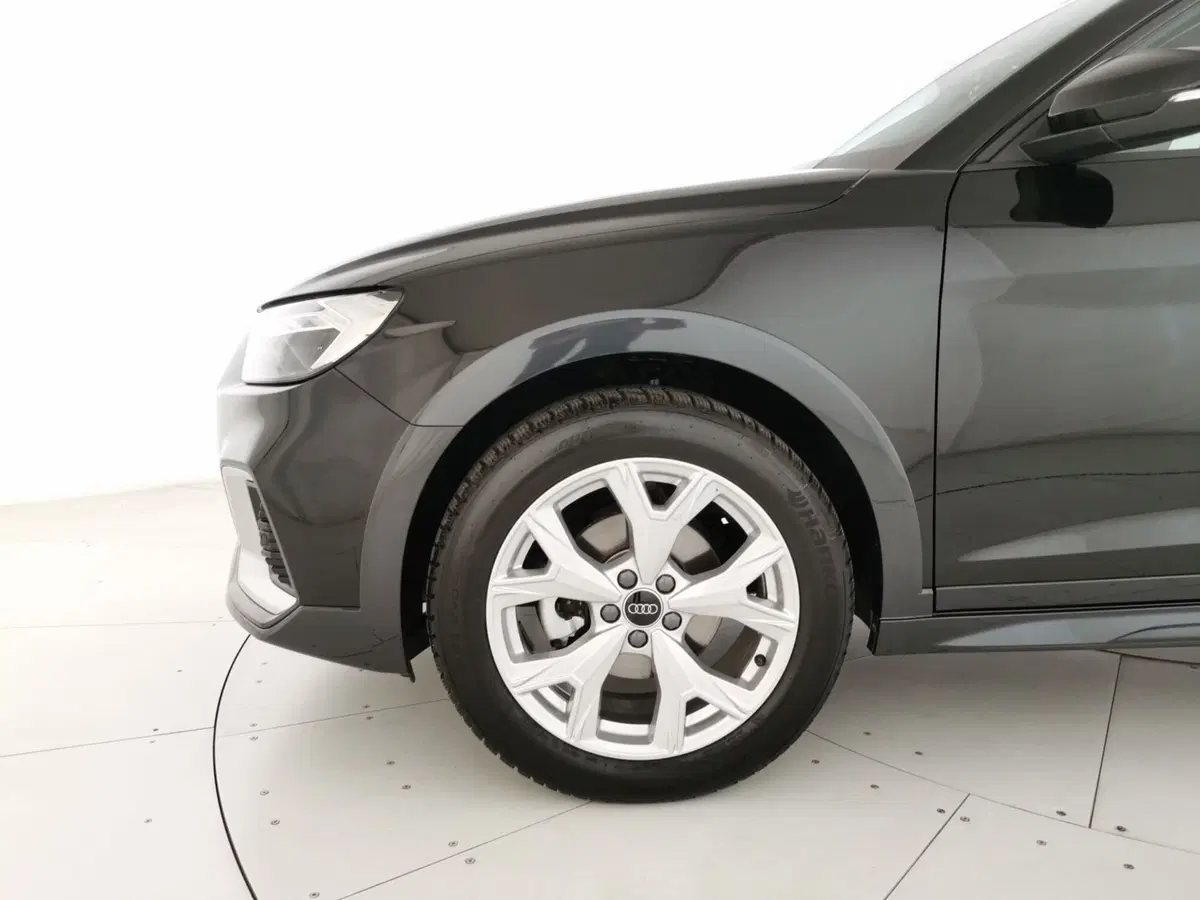 Audi A1 allstreet usata a Chieti (7)