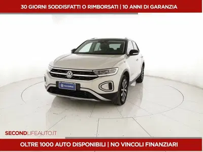 Volkswagen T-Roc 2.0 tdi Style 115cv del 2023 usata a San Salvo