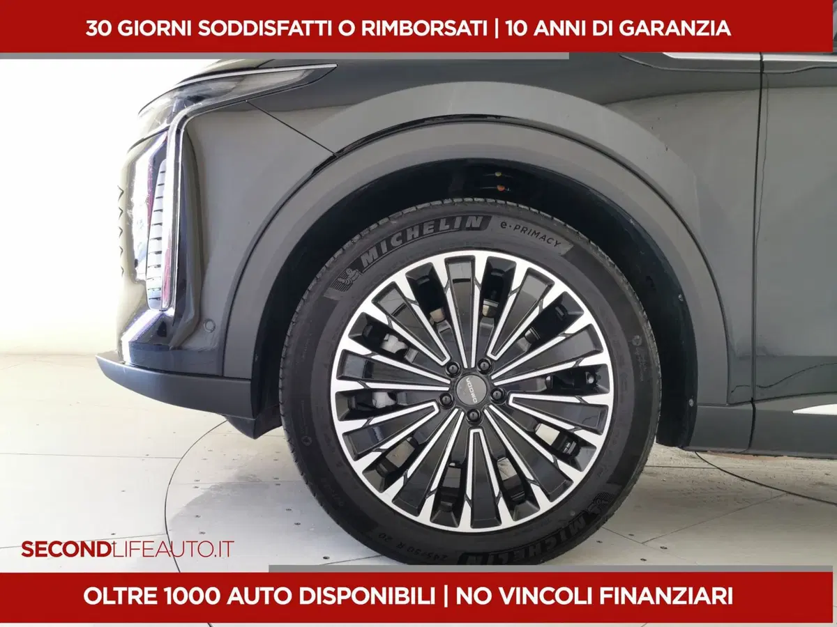 Omoda Omoda 9 SHS-P usata a Chieti (18)