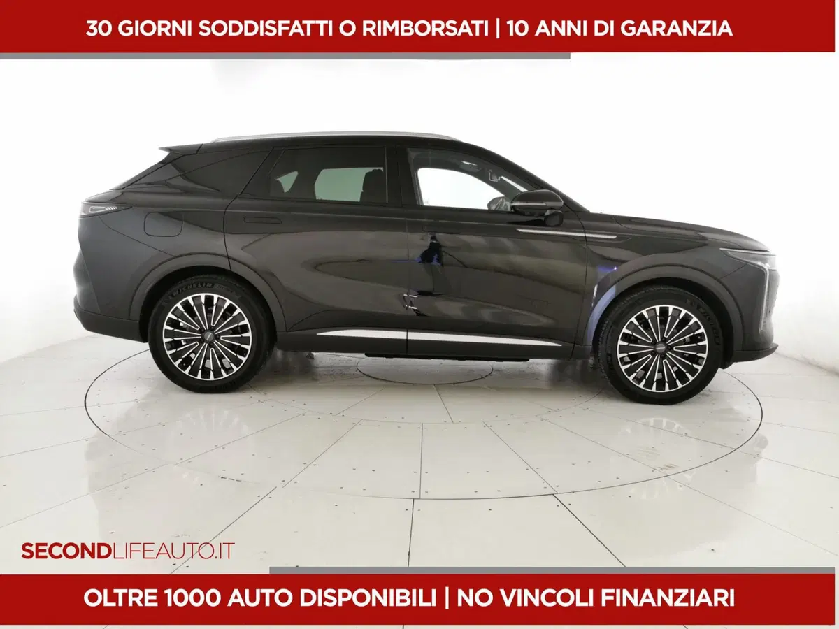 Omoda Omoda 9 SHS-P usata a Chieti (6)