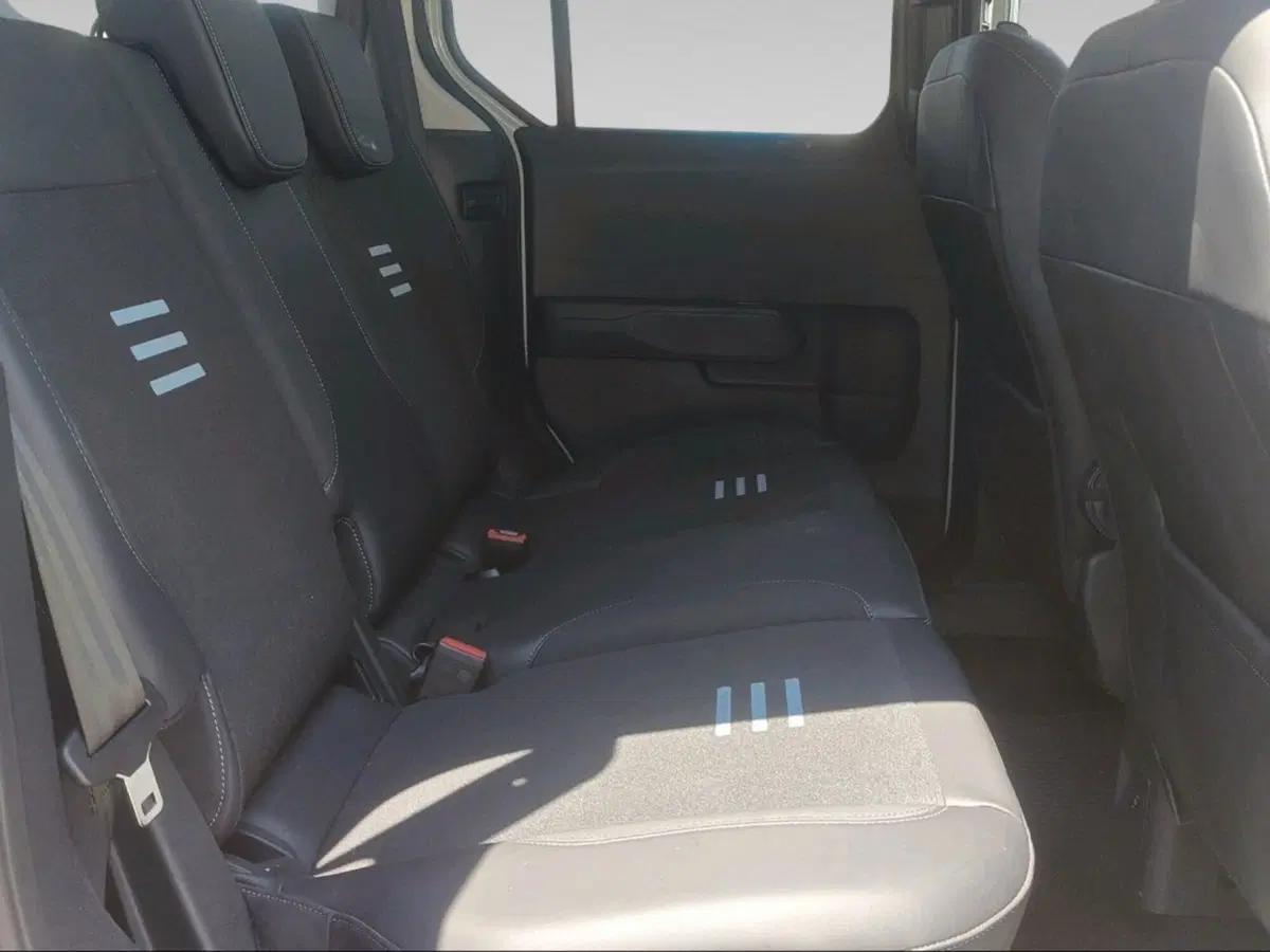 Ford Tourneo Courier usata a Firenze (12)