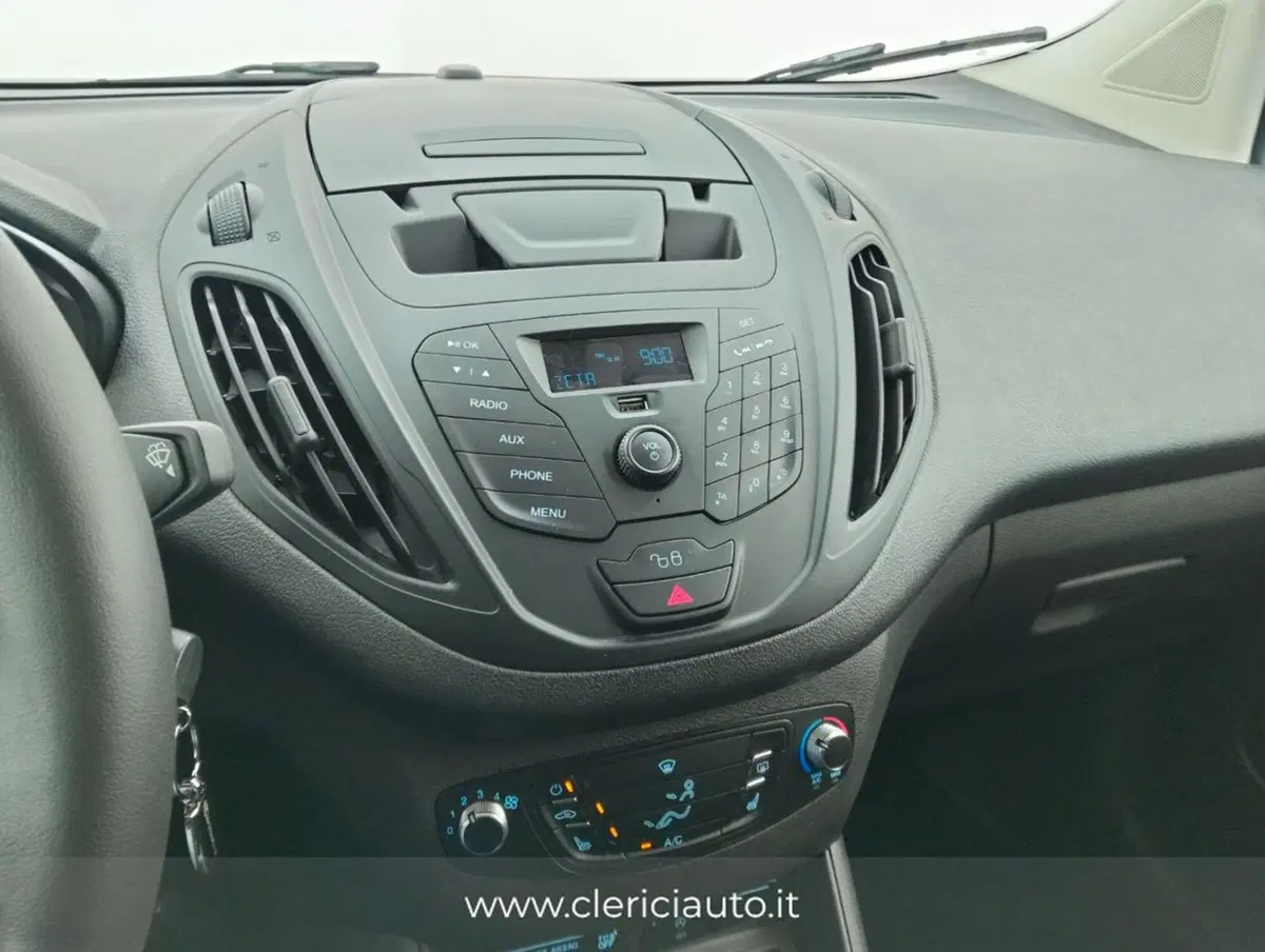Ford Transit Courier usata a Como (10)
