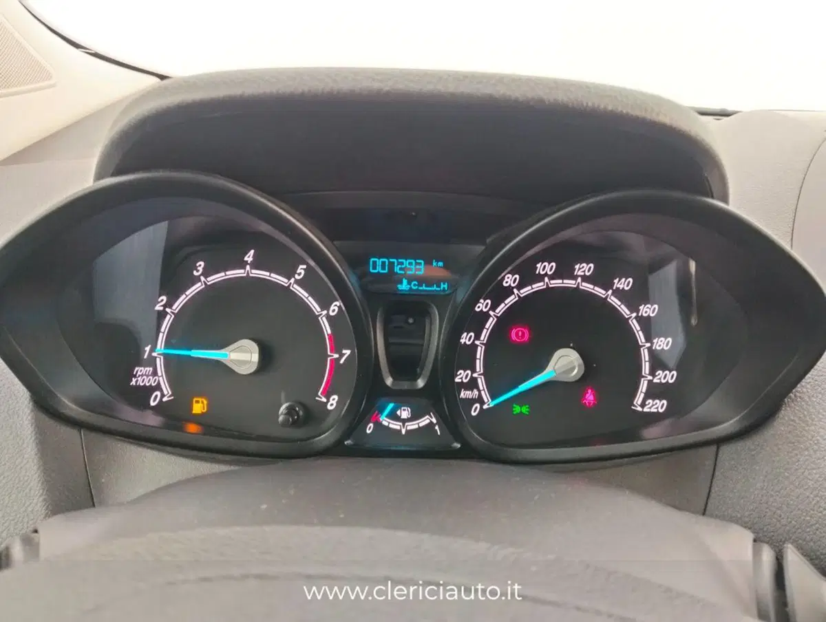 Ford Transit Courier usata a Como (11)