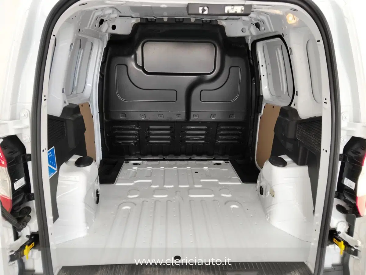 Ford Transit Courier usata a Como (12)
