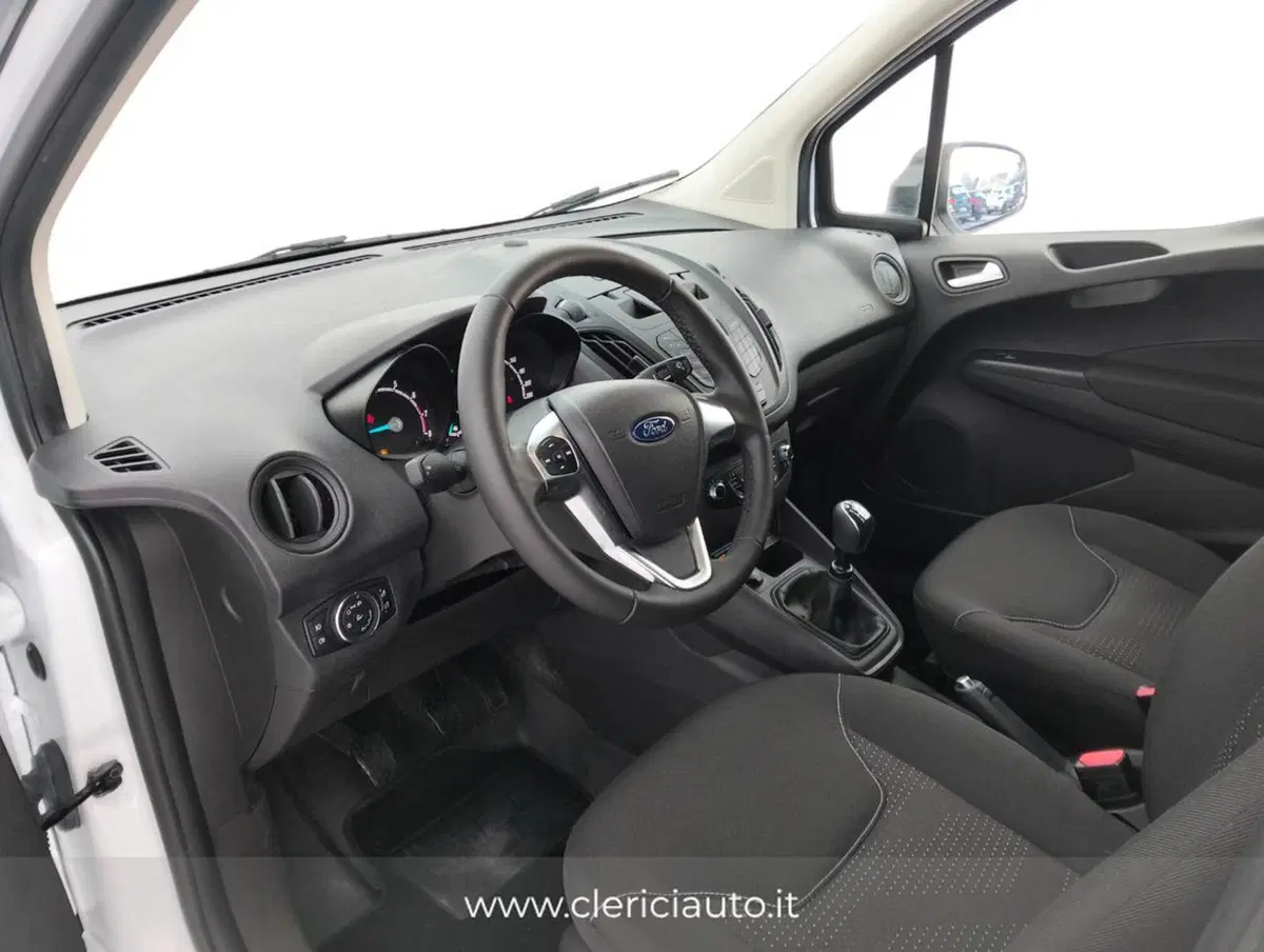 Ford Transit Courier usata a Como (4)