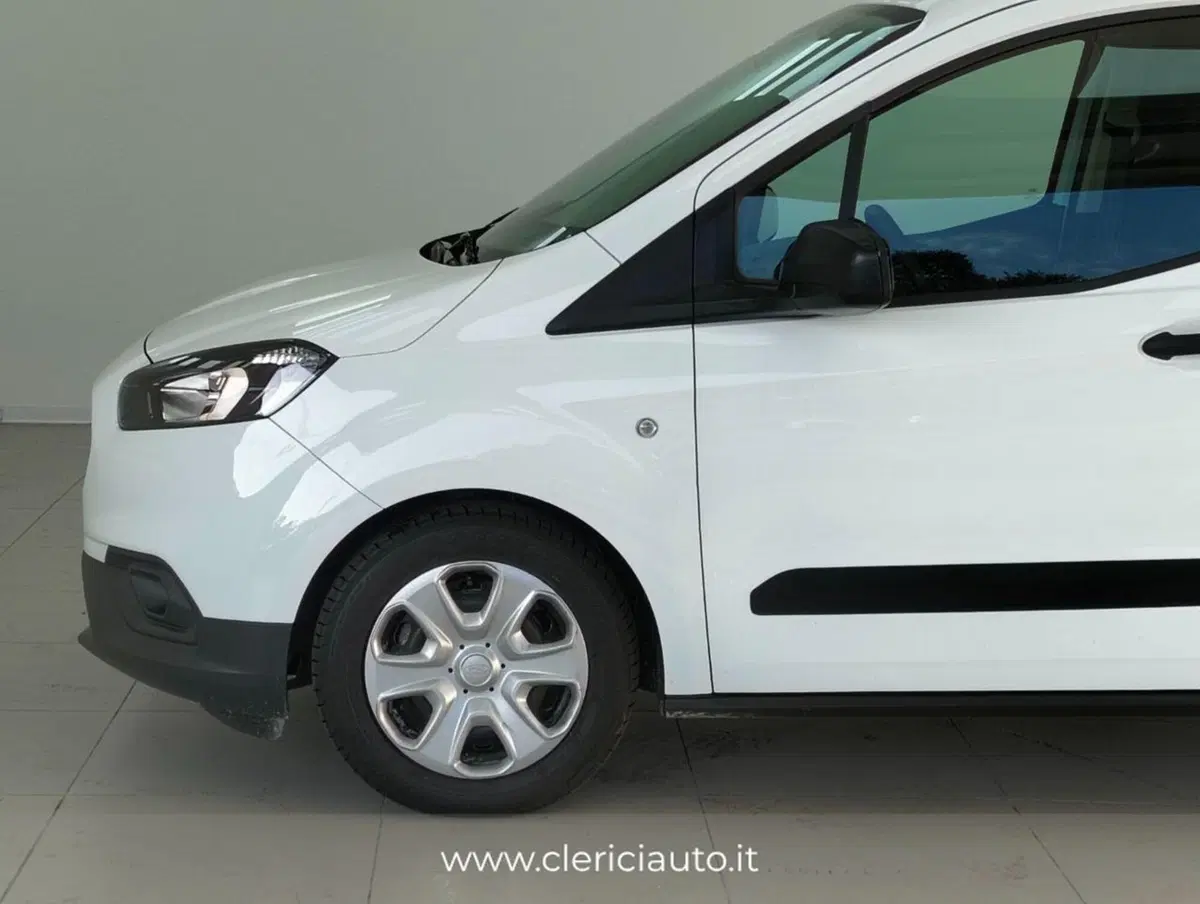 Ford Transit Courier usata a Como (9)