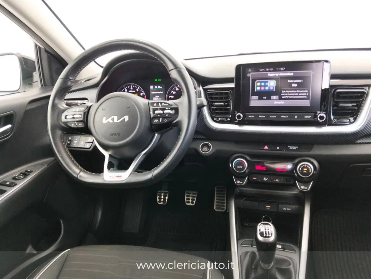 Kia Stonic usata a Como (10)