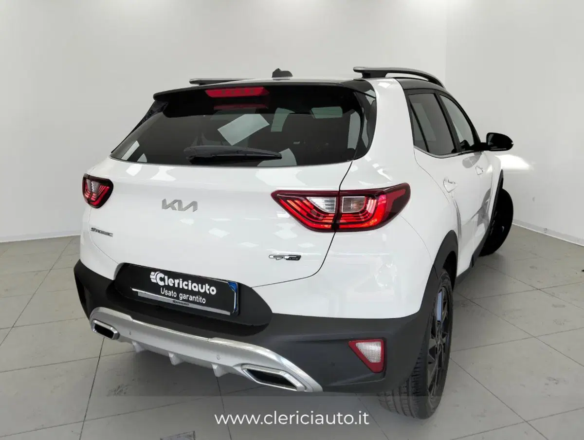 Kia Stonic usata a Como (2)