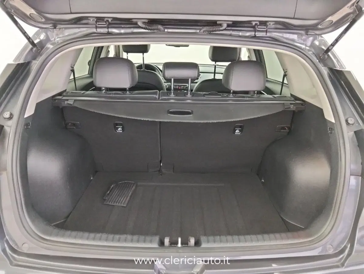 Kia Niro usata a Como (17)