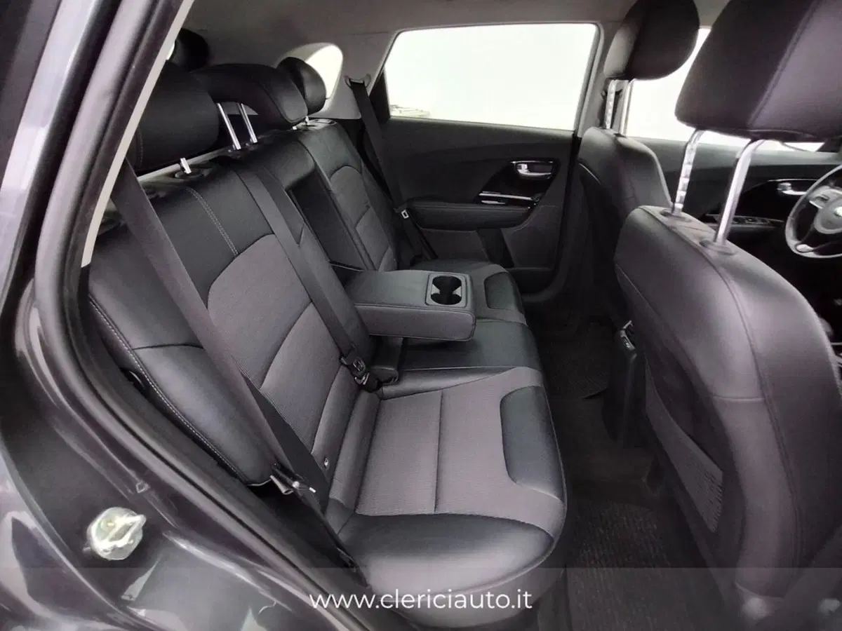 Kia Niro usata a Como (5)