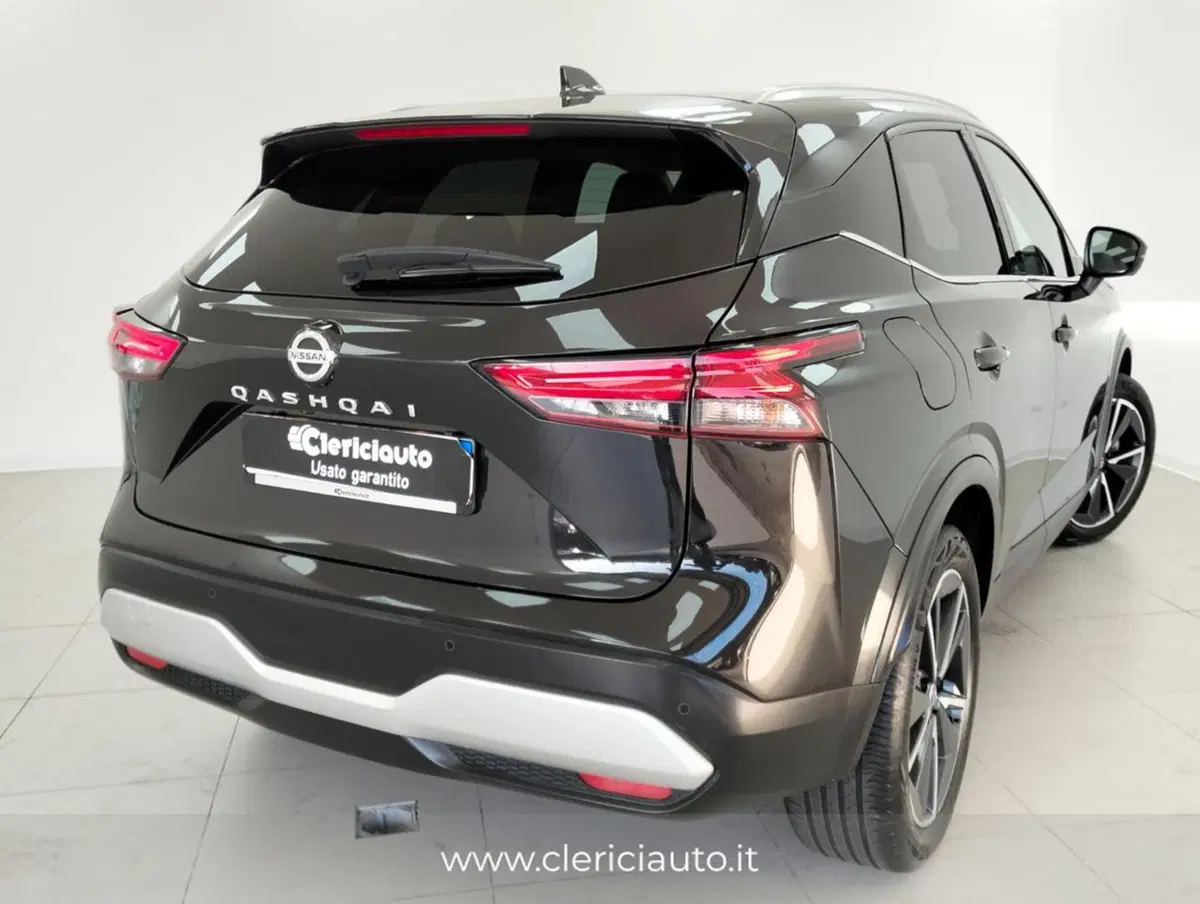 Nissan Qashqai usata a Como (2)