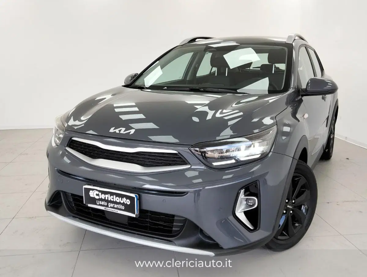 Vendo Kia Stonic 1.2 mpi Style gpl 82cv usata a Lurate Caccivio, Como ...