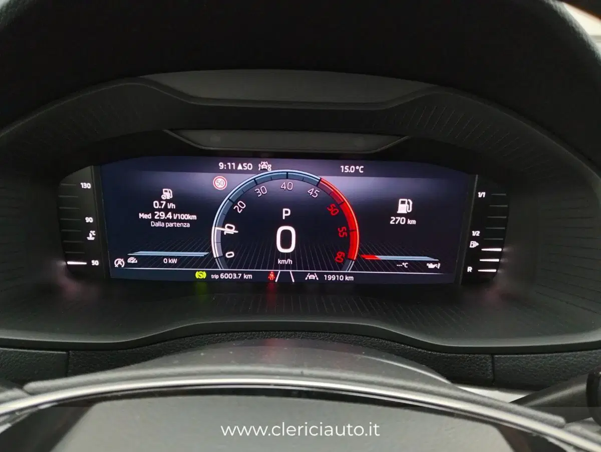 Skoda Karoq usata a Como (11)