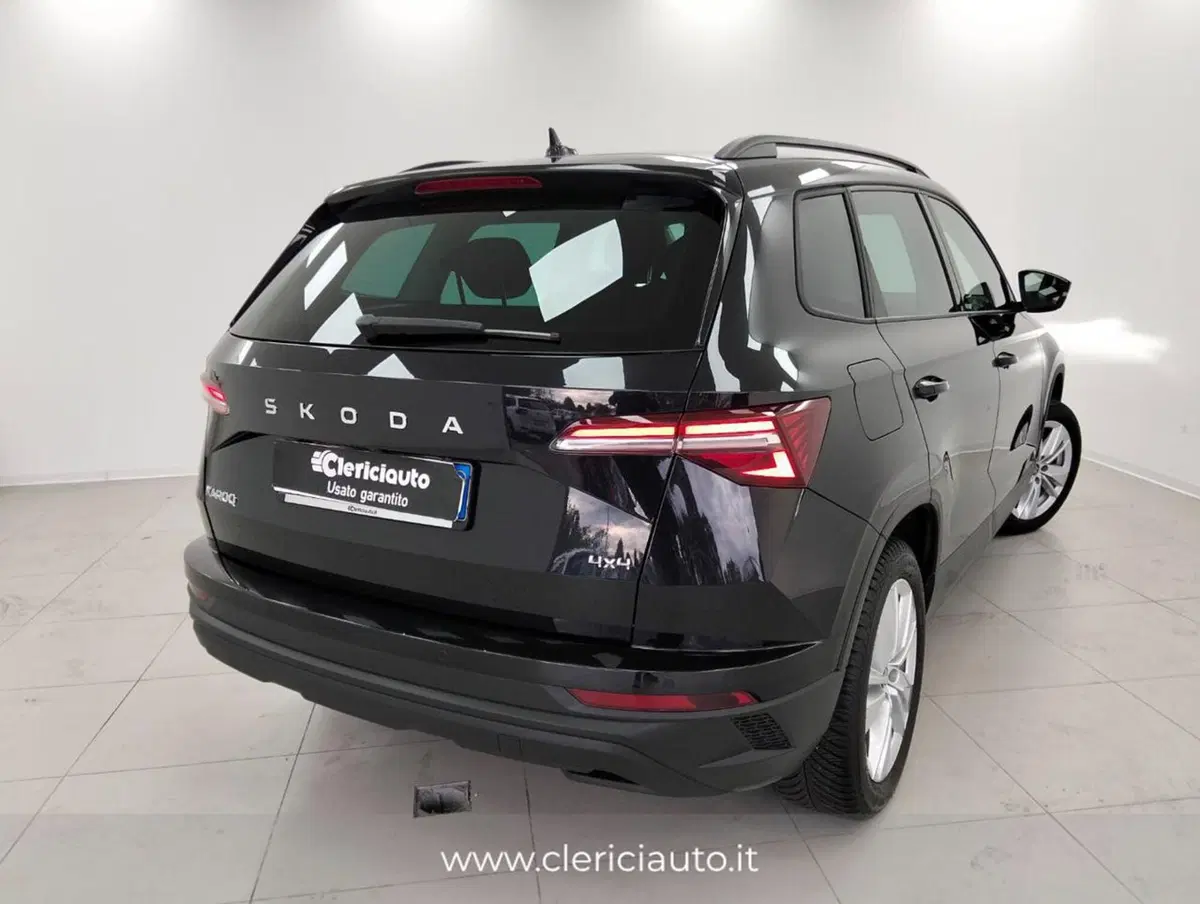 Skoda Karoq usata a Como (2)