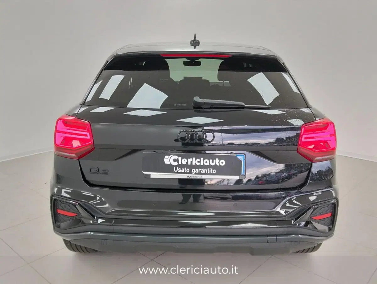 Audi Q2 usata a Como (7)