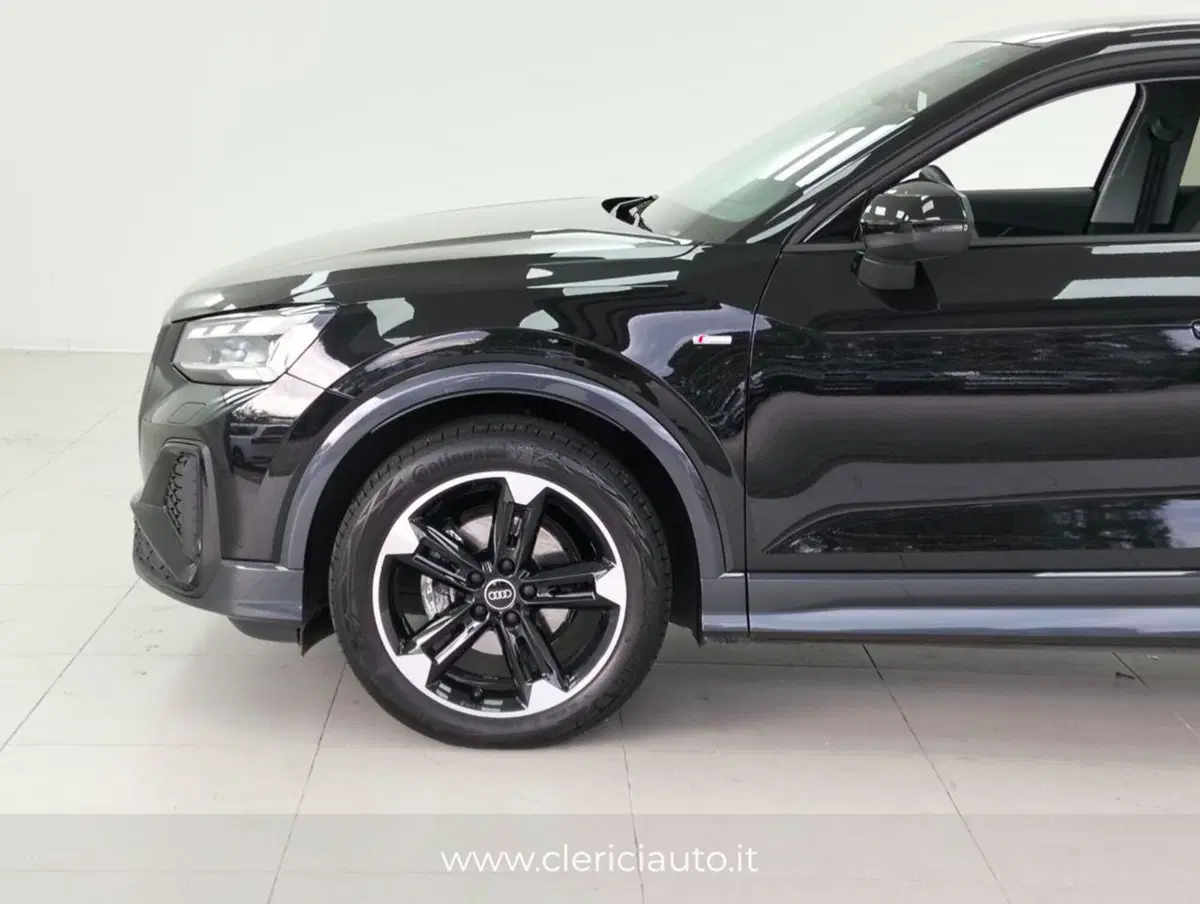 Audi Q2 usata a Como (9)