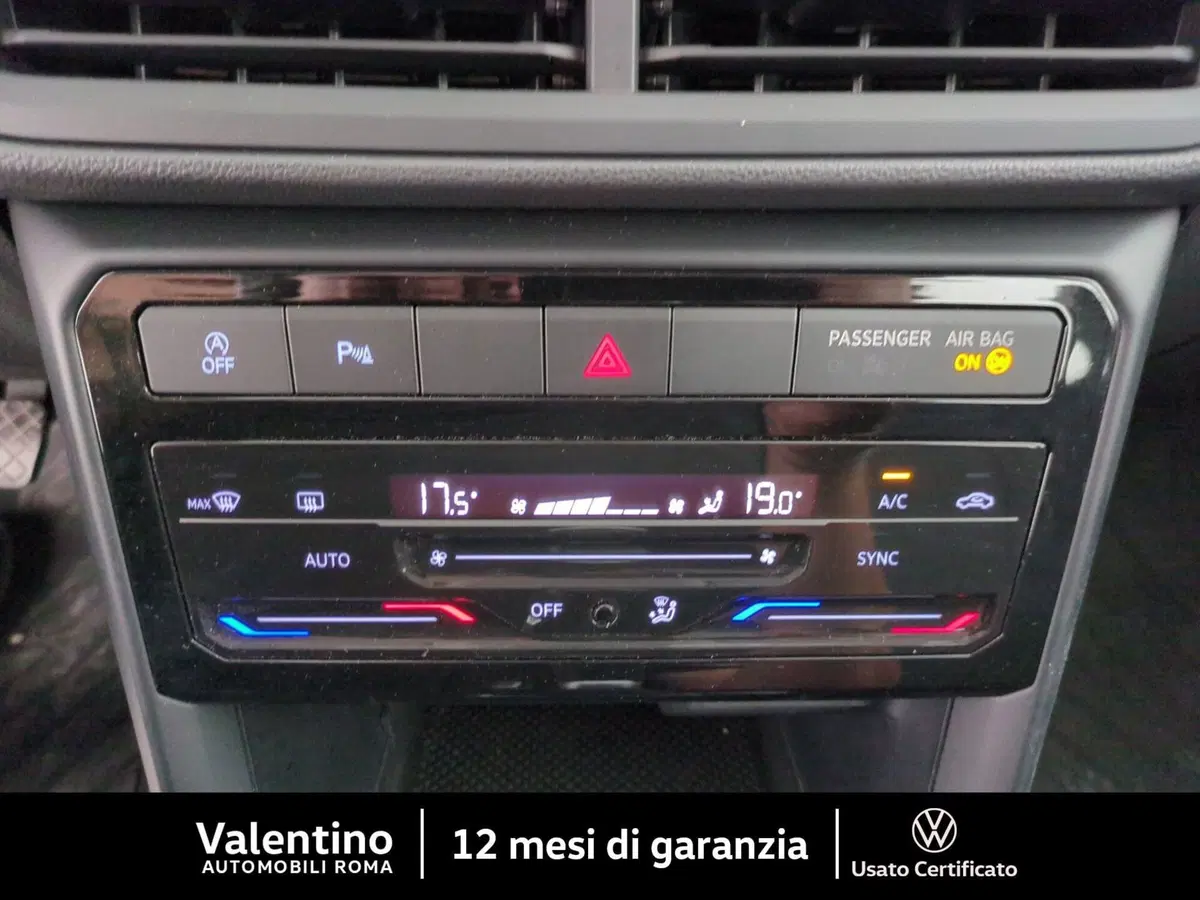 Volkswagen T-Cross usata a Roma (16)