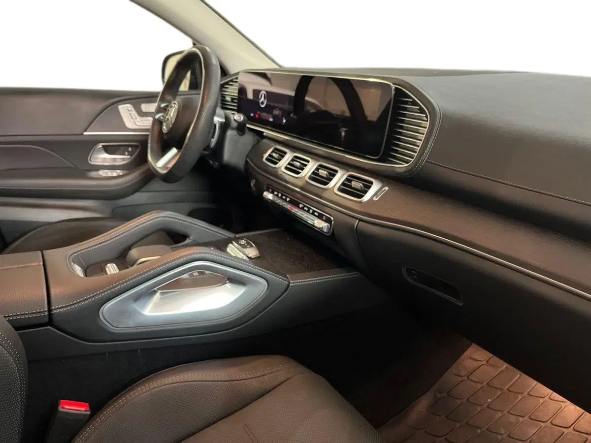 Mercedes-Benz GLE SUV usata a Bari (9)