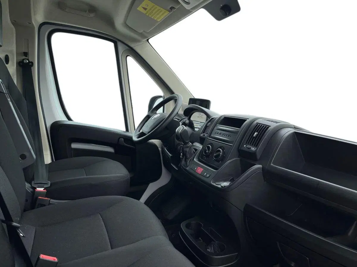 Fiat e-Ducato Furgone nuova a Bari (9)