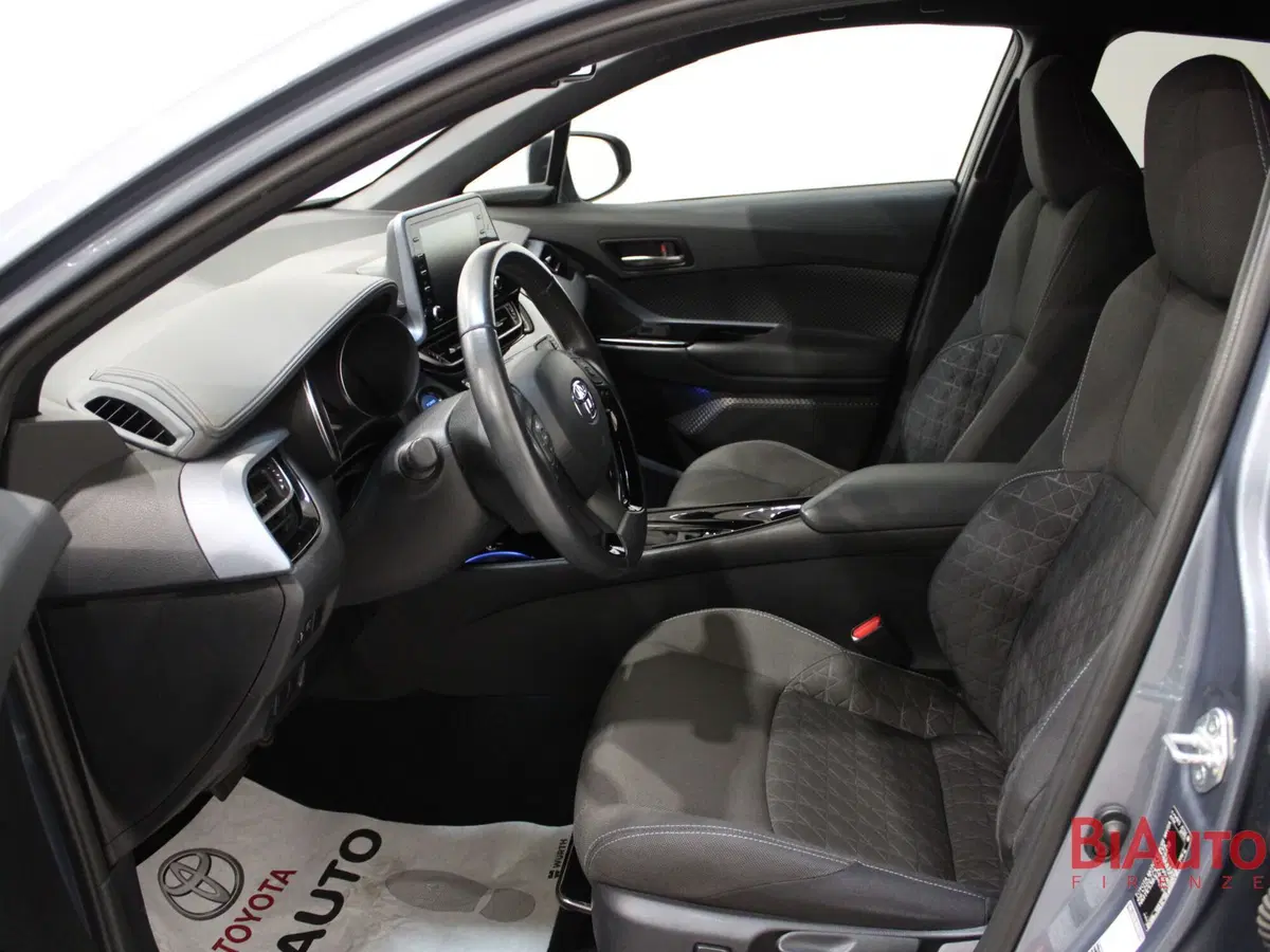Toyota Toyota C-HR usata a Firenze (6)
