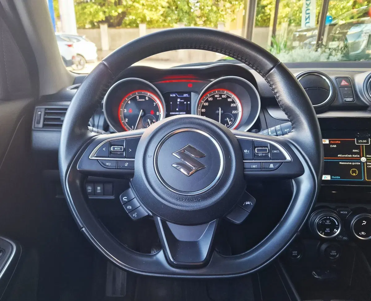 Suzuki Swift usata a Milano (9)