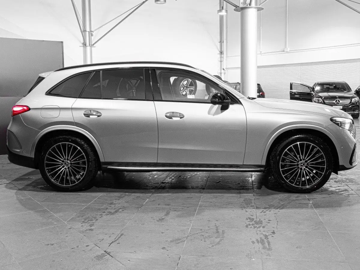 Mercedes-Benz GLC nuova a Macerata (4)