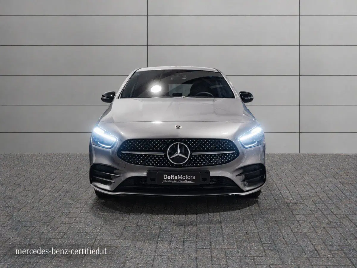 Mercedes-Benz Classe B nuova a Ancona (5)