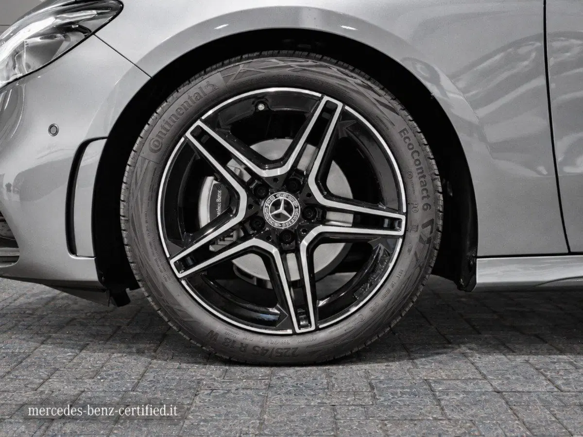 Mercedes-Benz Classe B nuova a Ancona (7)