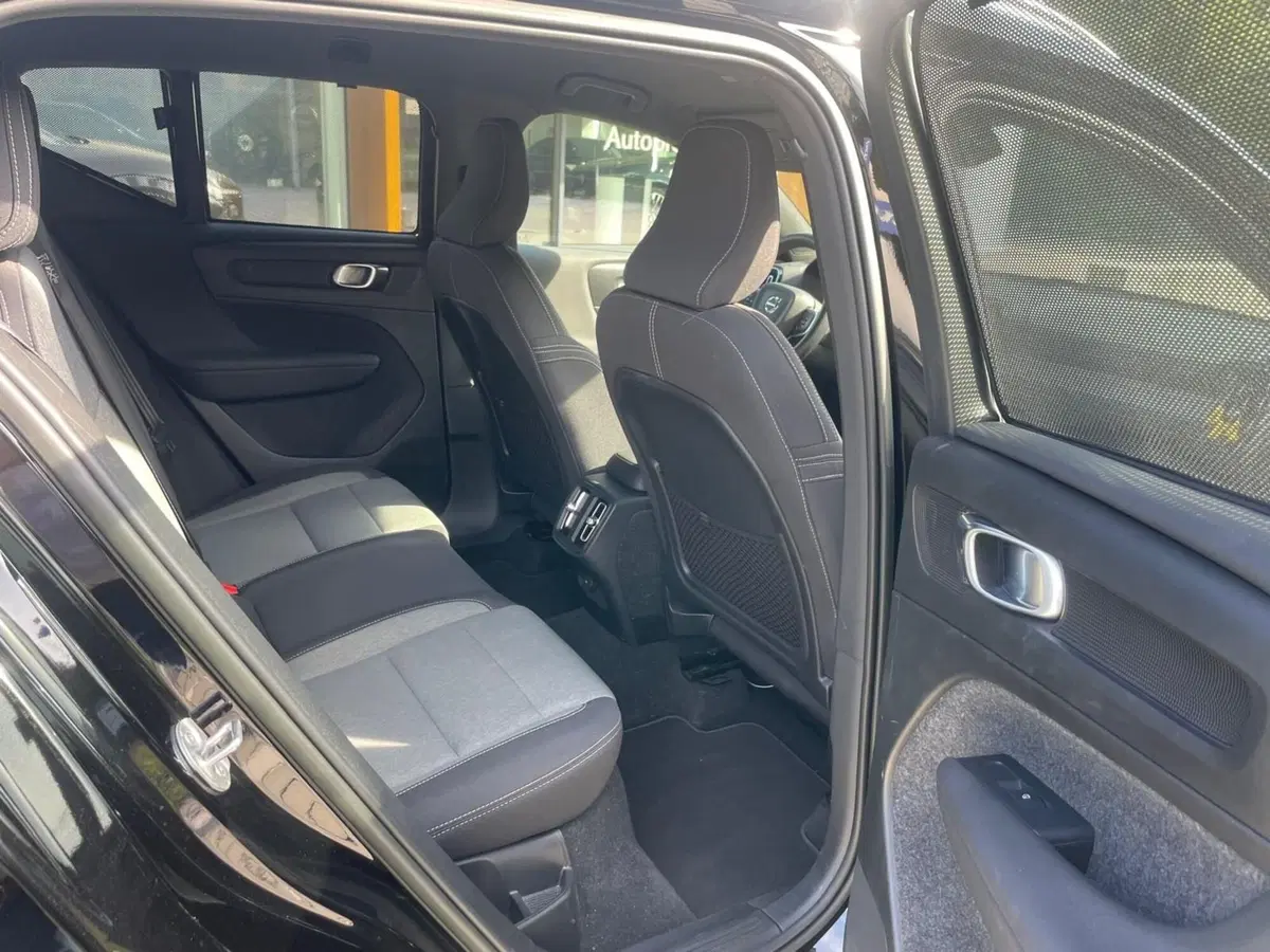 Volvo XC40 usata a Como (10)