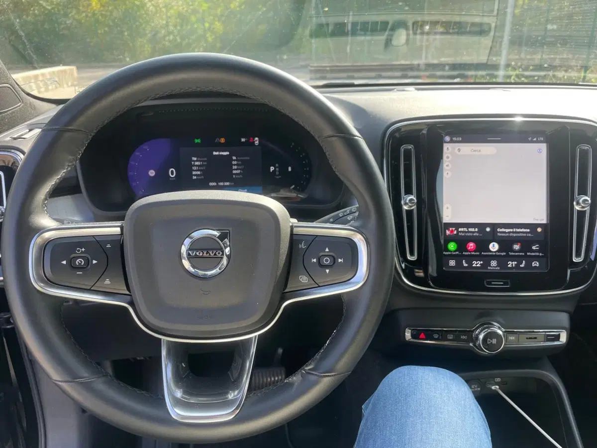 Volvo XC40 usata a Como (13)