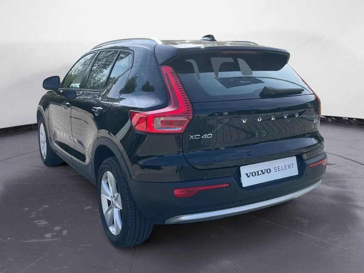 Volvo XC40 usata a Como (5)