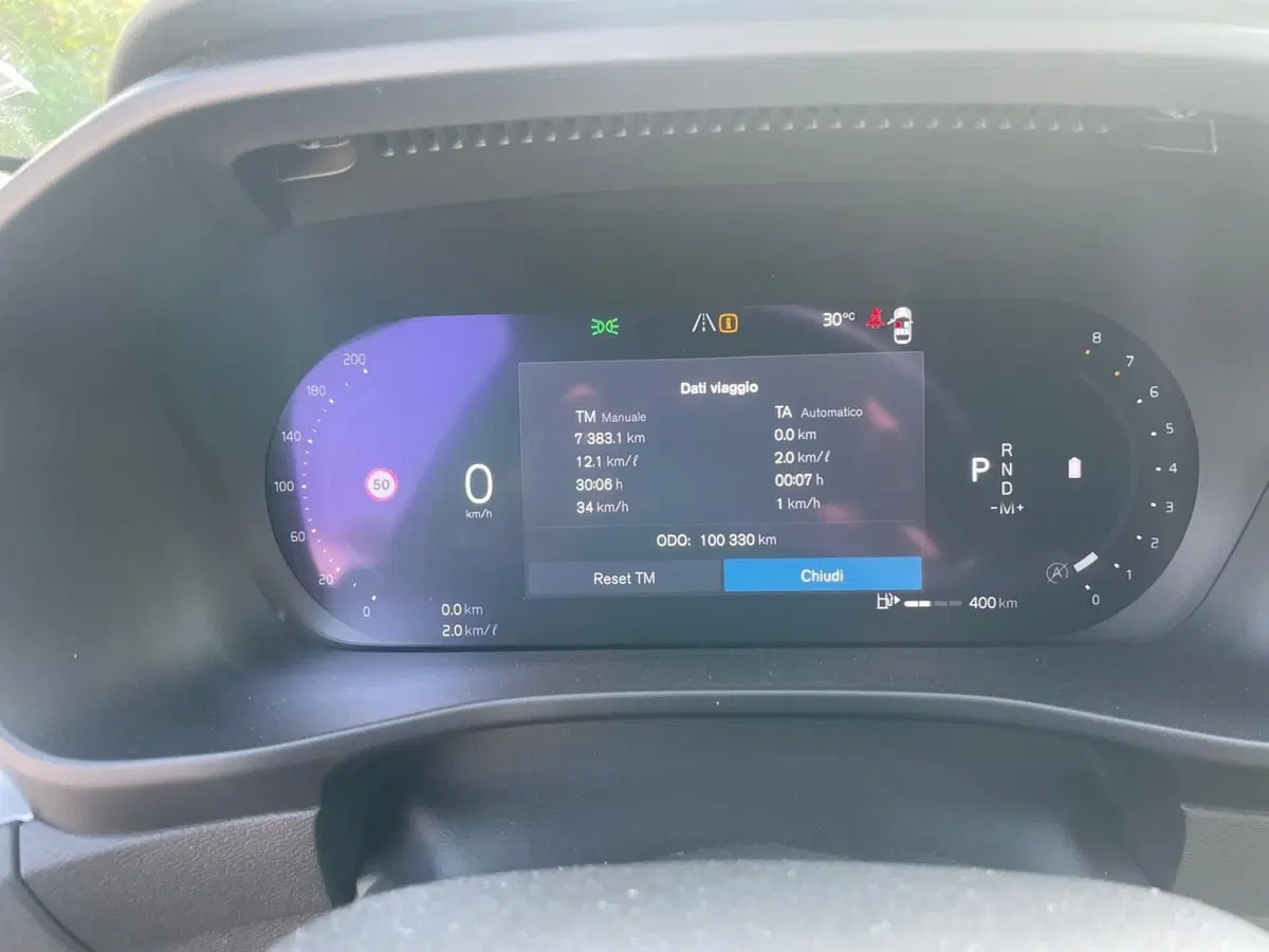 Volvo XC40 usata a Como (9)