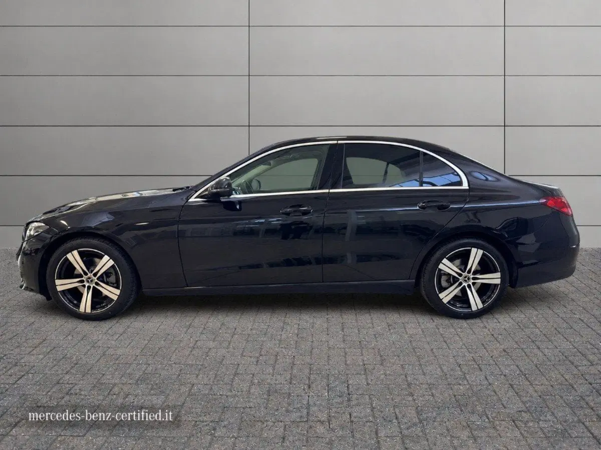 Mercedes-Benz Classe C nuova a Ancona (2)