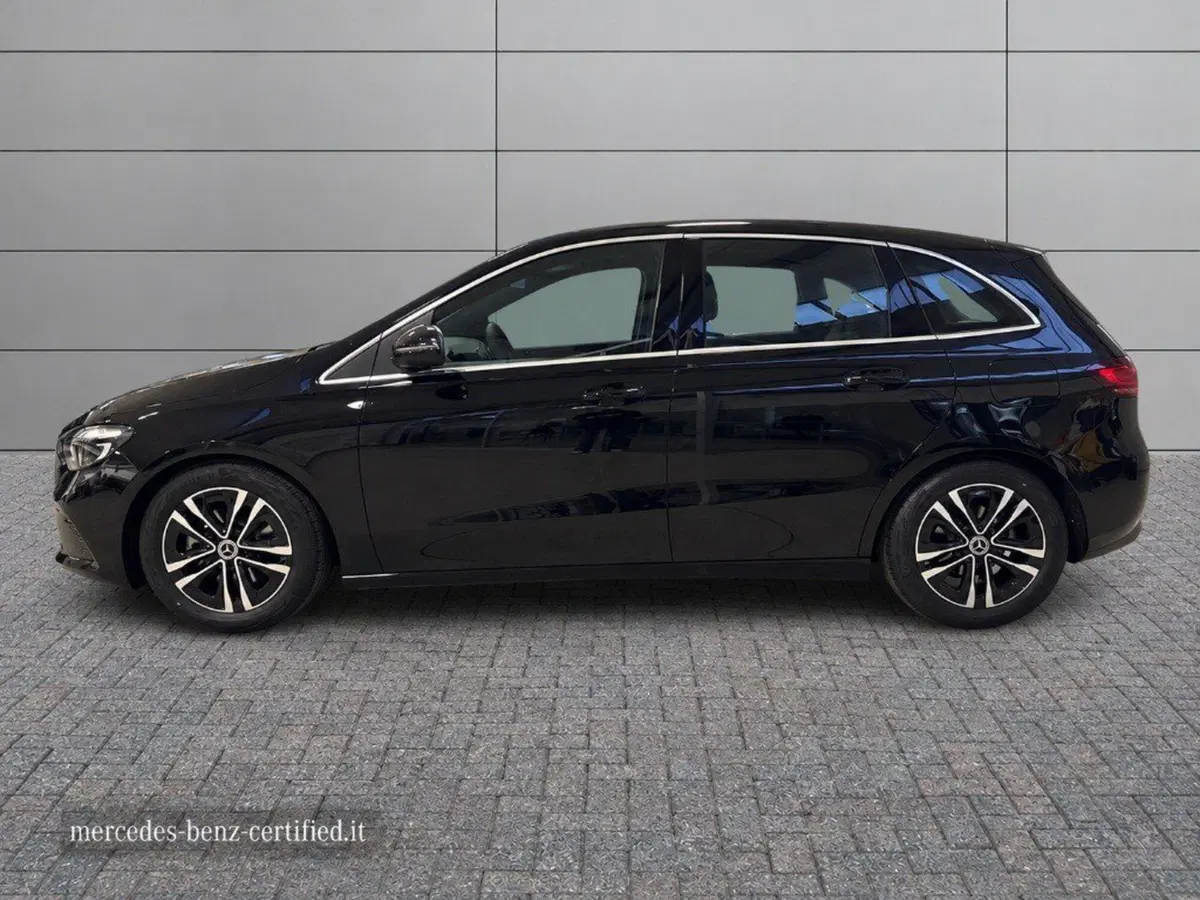 Mercedes-Benz Classe B nuova a Ancona (3)