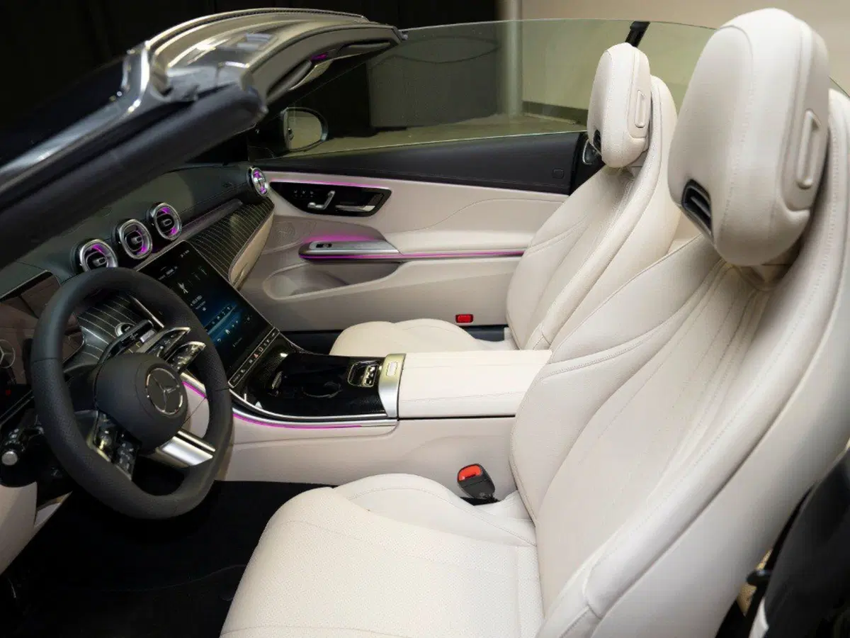 Mercedes-Benz CLE Cabrio nuova a Ancona (19)