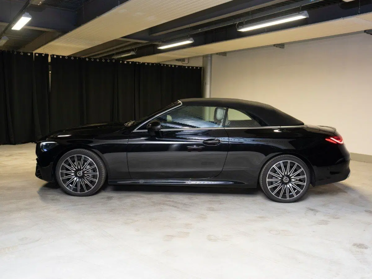 Mercedes-Benz CLE Cabrio nuova a Ancona (2)