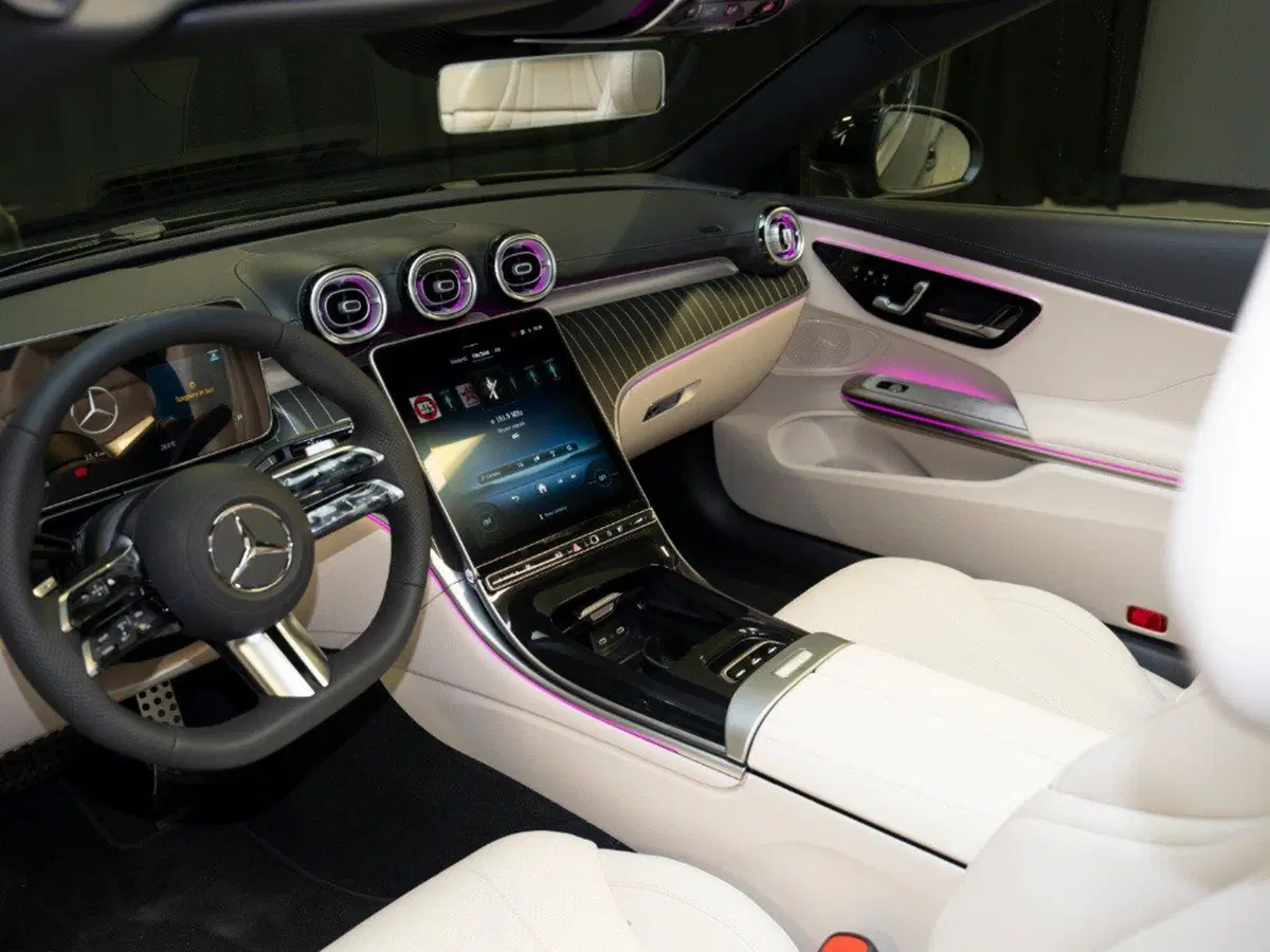Mercedes-Benz CLE Cabrio nuova a Ancona (20)