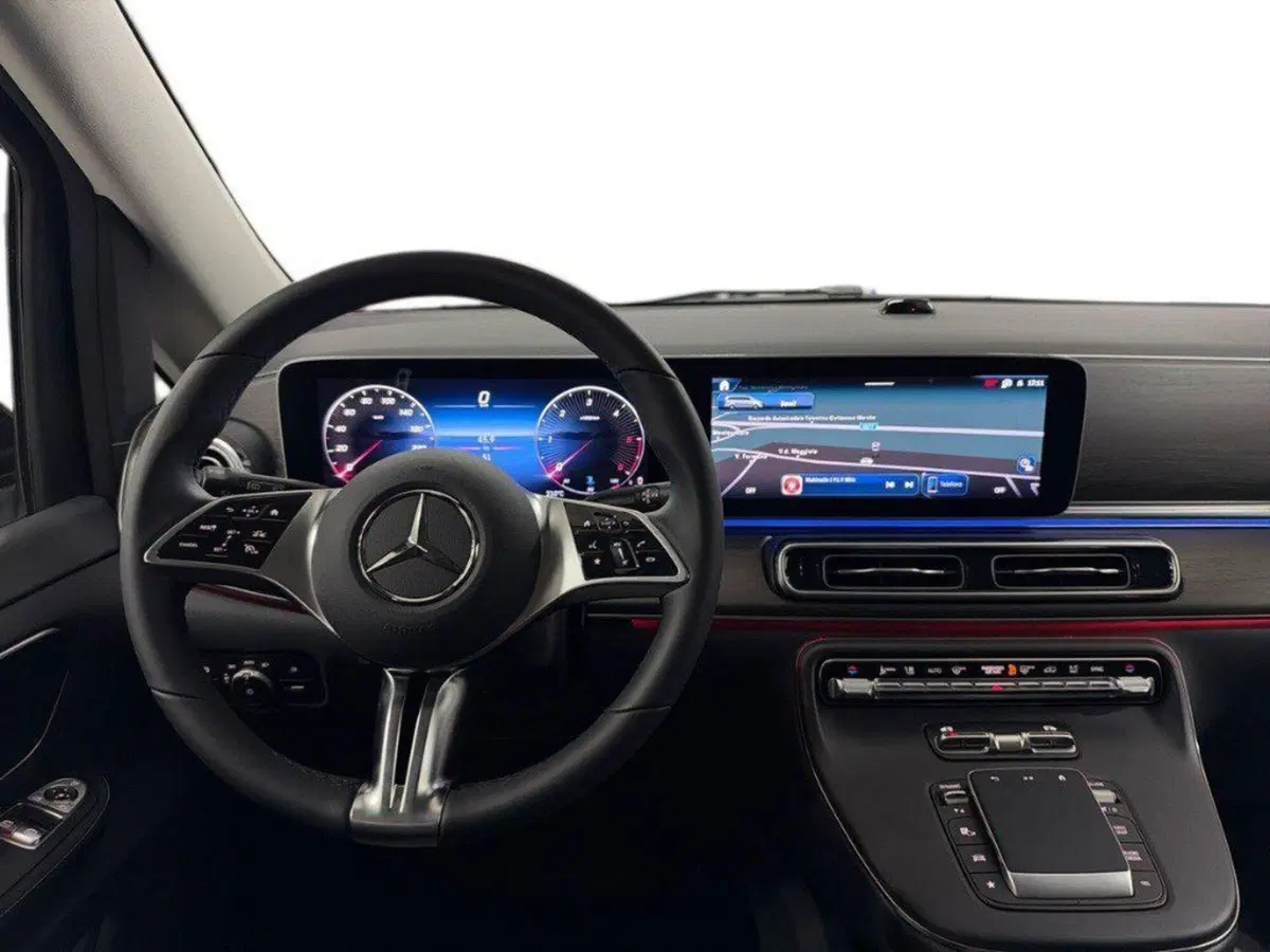 Mercedes-Benz Classe V nuova a Macerata (13)