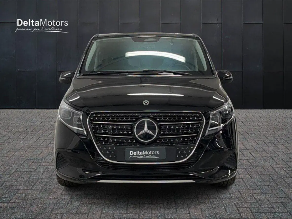 Mercedes-Benz Classe V nuova a Macerata (6)