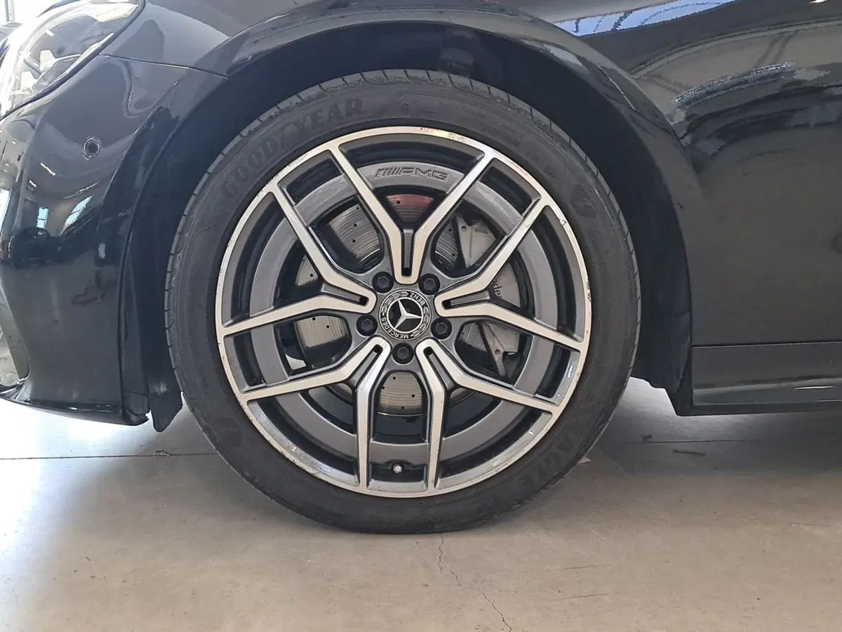 Mercedes-Benz Classe E Coupé usata a Ancona (8)