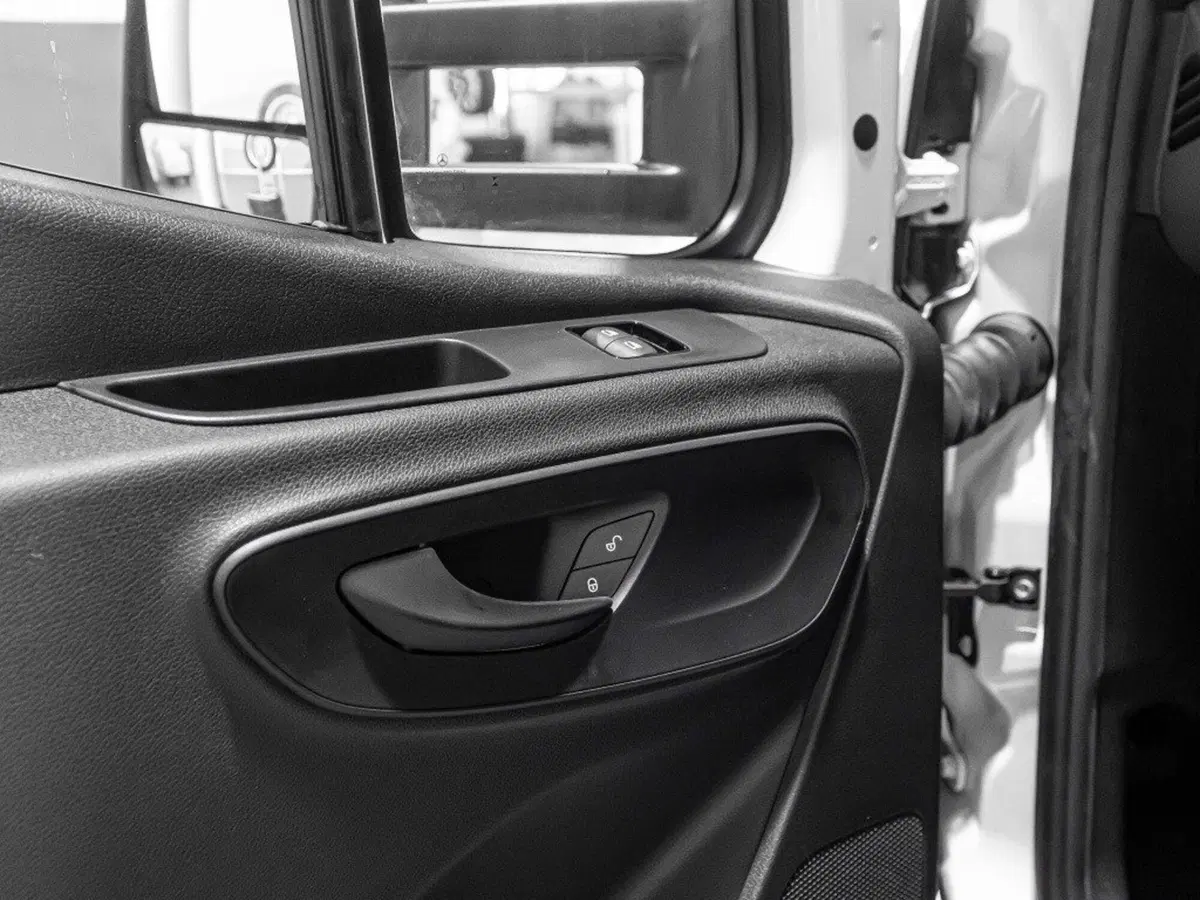 Mercedes-Benz Sprinter nuova a Ancona (8)