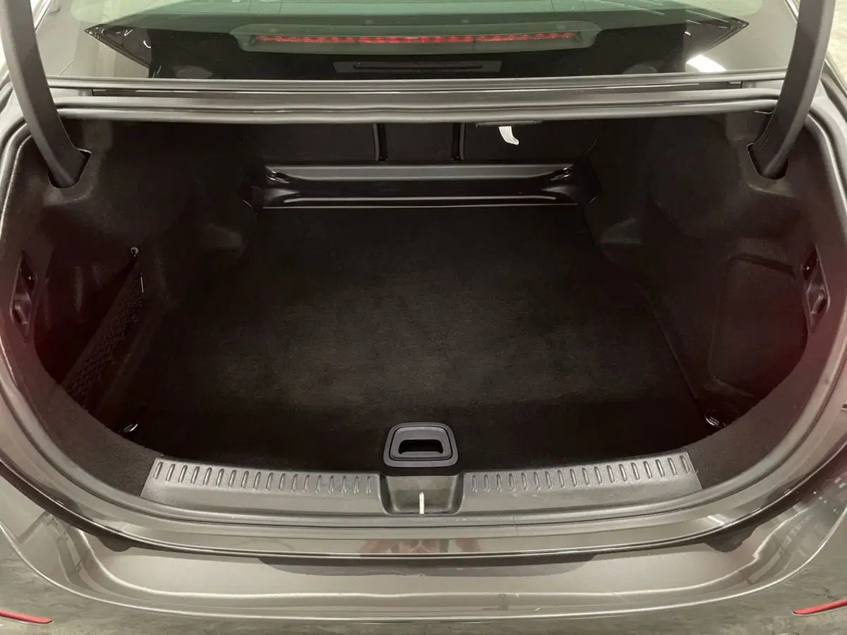 Mercedes-Benz Classe E usata a Ancona (7)