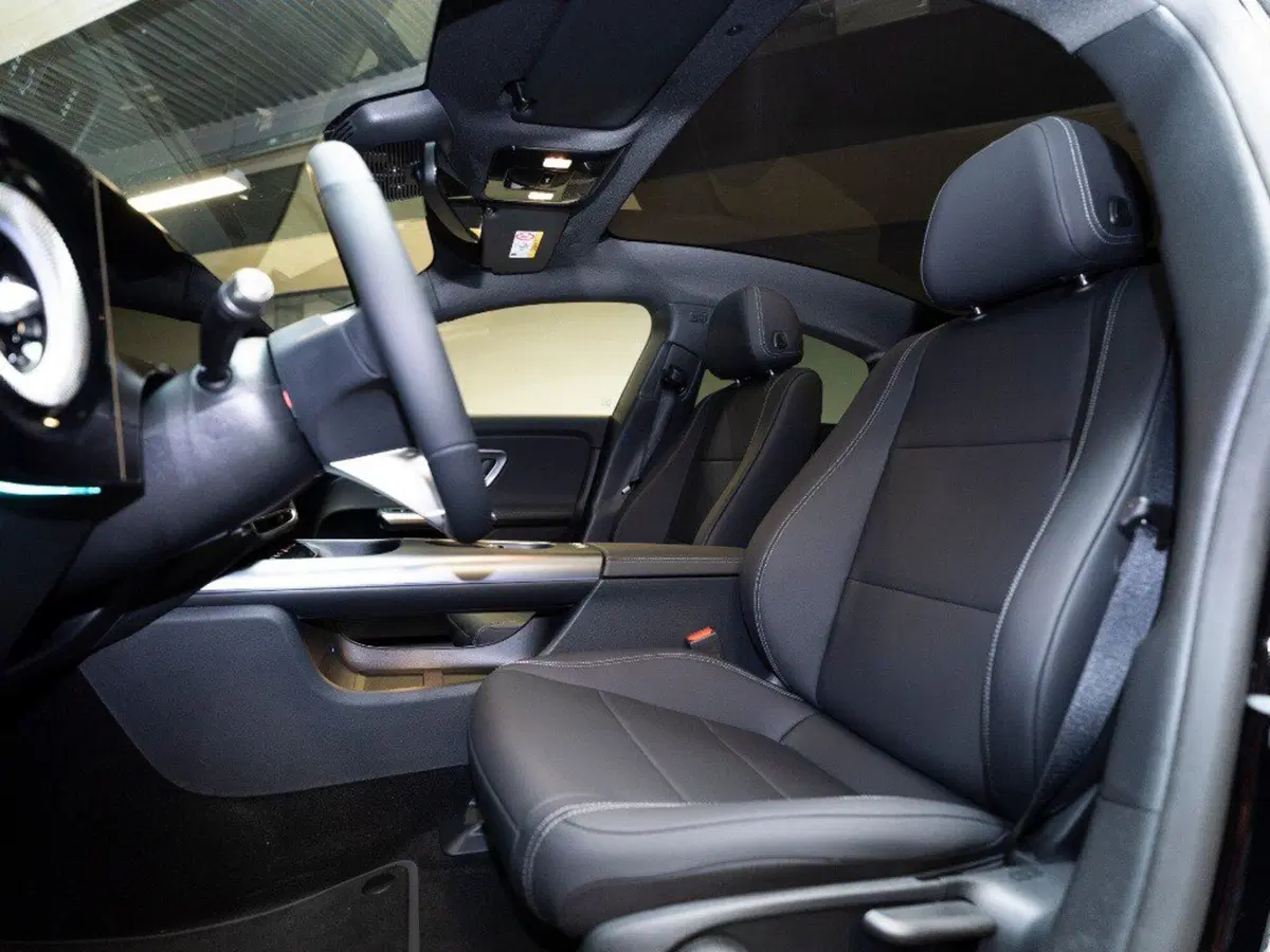 Mercedes-Benz CLA nuova a Ancona (17)