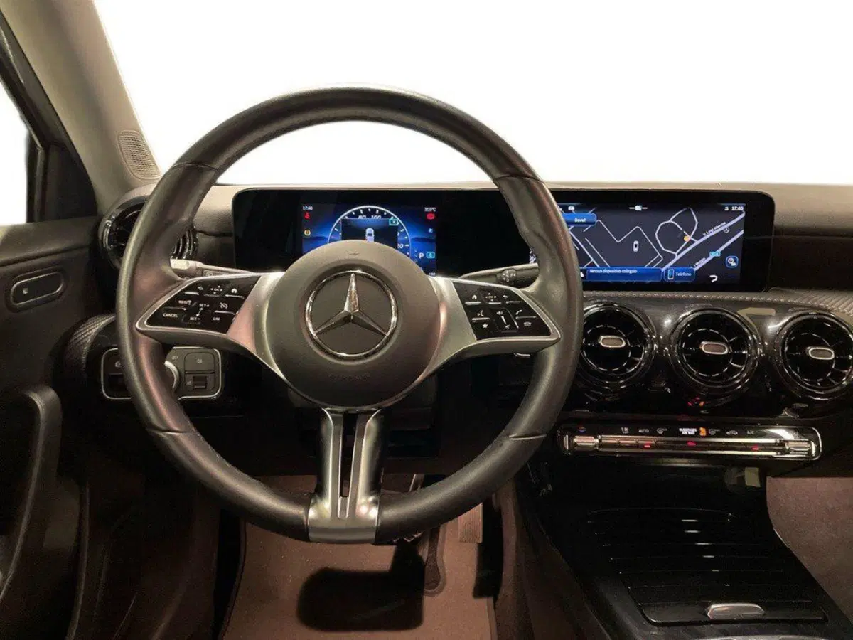 Mercedes-Benz Classe A usata a Ancona (11)