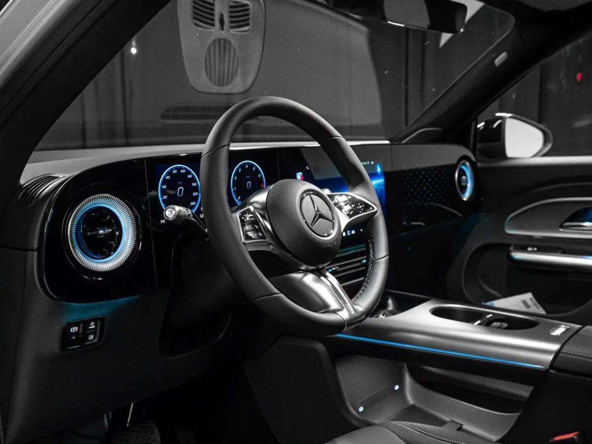 Mercedes-Benz GLB nuova a Ancona (12)