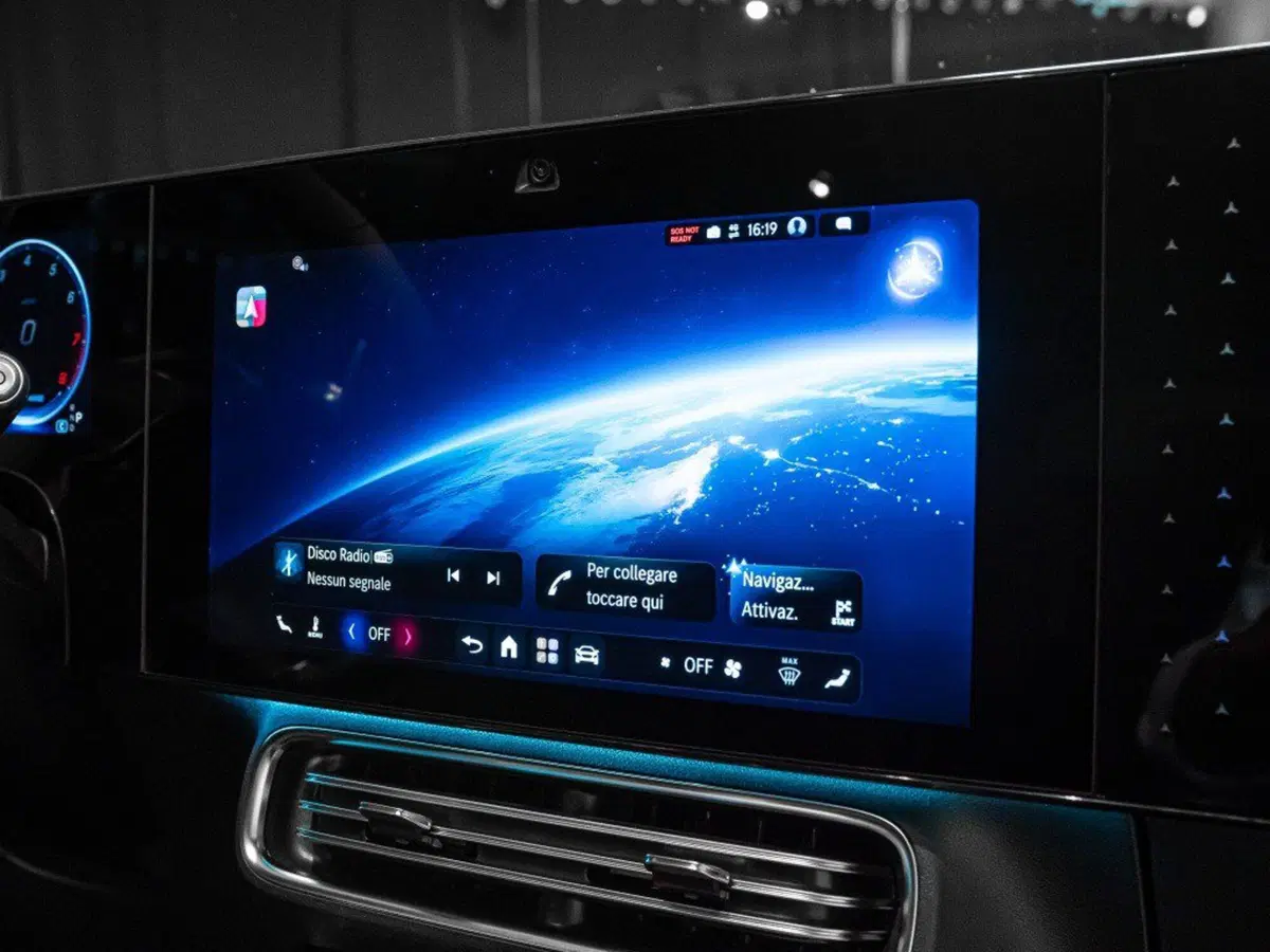 Mercedes-Benz GLB nuova a Ancona (20)